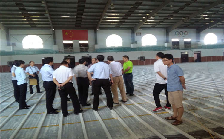 運(yùn)動木地板采購這么想你就錯(cuò)啦！