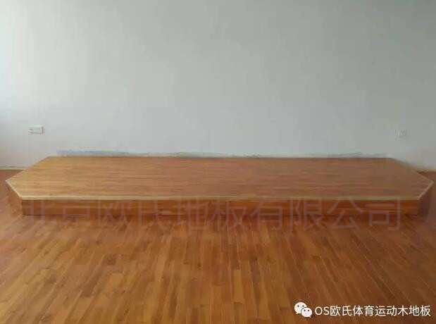 江西鷹潭第五中學(xué)的籃球場木地板，舞蹈房木地板，音樂房木地板案例圖1